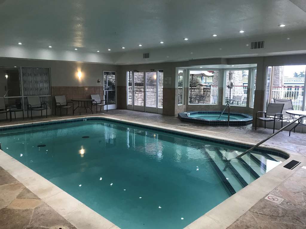 Baymont By Wyndham Springfield I-44 Hotel Facilities photo